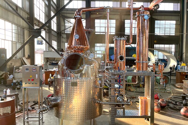 The 400L distillation equipment was completed and started to be shipped ...